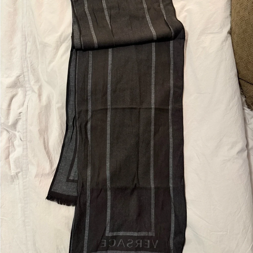 Versace Men's Scarf in Black and Gray - Picture 1 of 3